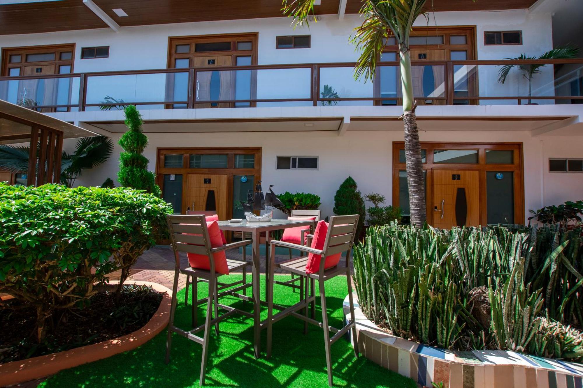 פוארטו בקריסו מורנו Blue Marlin Galapagos, Hotel & Spa מראה חיצוני תמונה