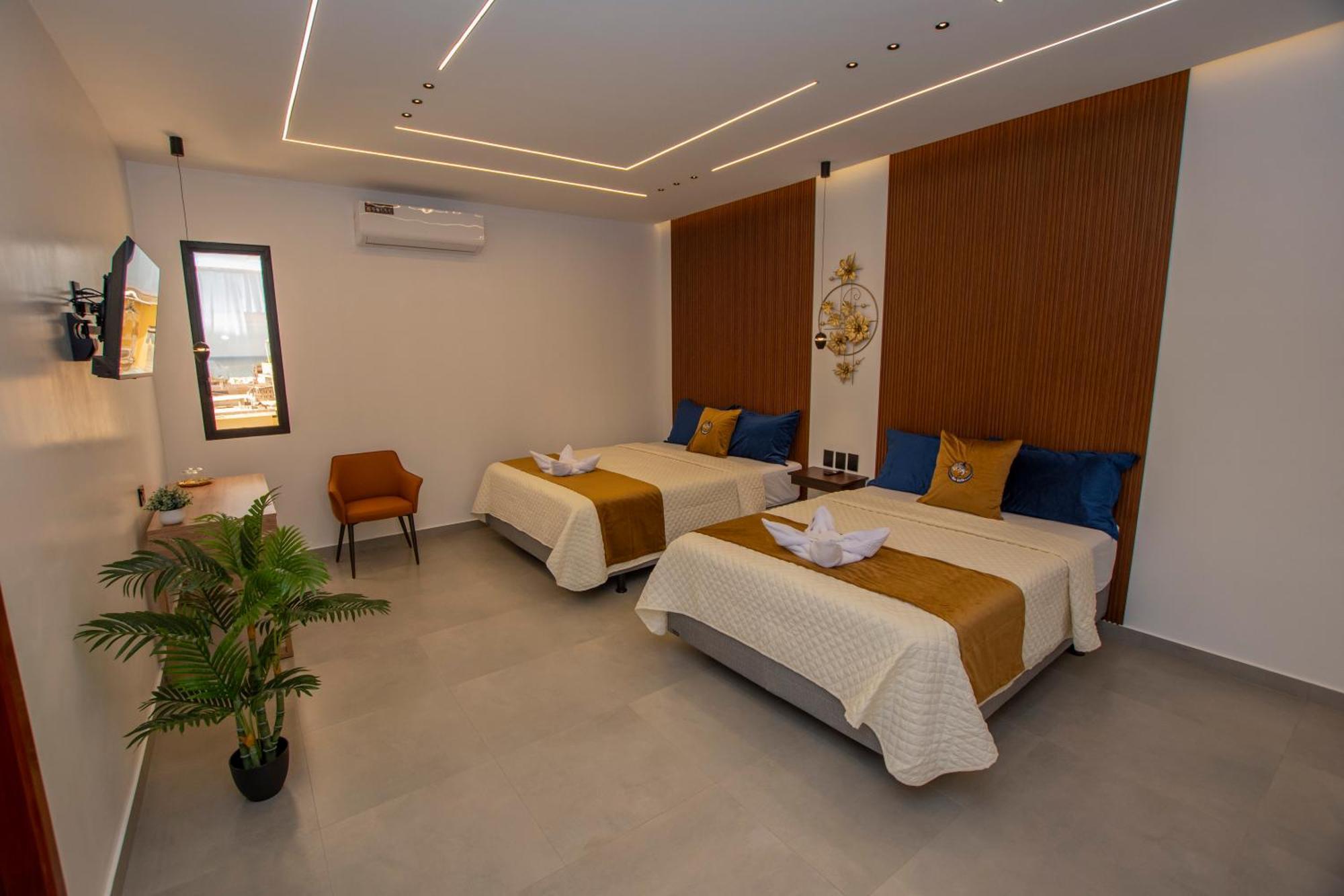 פוארטו בקריסו מורנו Blue Marlin Galapagos, Hotel & Spa מראה חיצוני תמונה